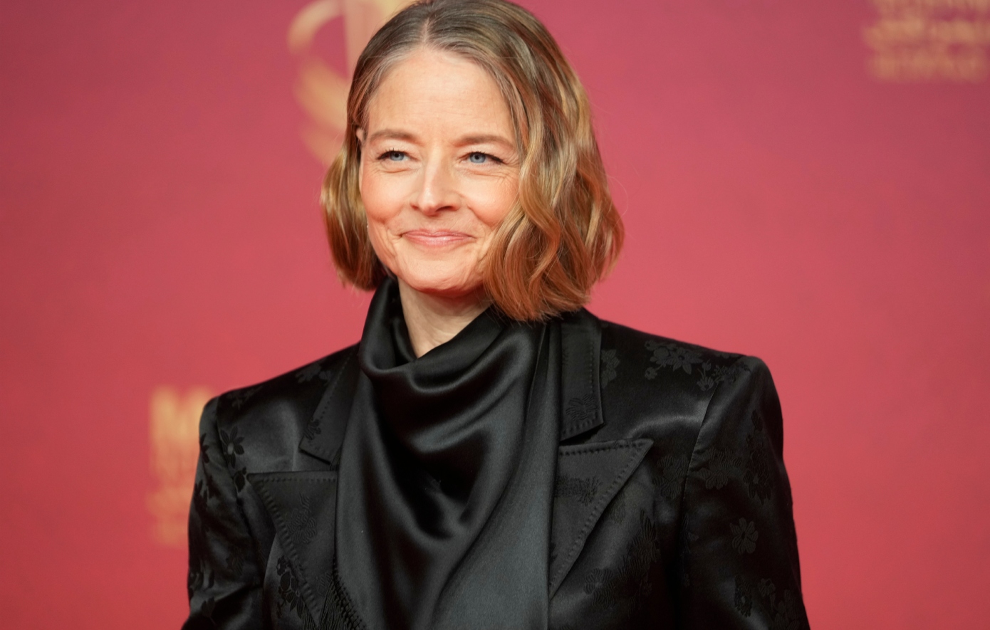 Η Τζόντι Φόστερ μιλά για την ηλικία της: Όταν έγινα 60 ήταν σαν να άναψε ένα λαμπάκι στο κεφάλι μου &#8211; Ποτέ δεν ένιωσα πιο άνετα