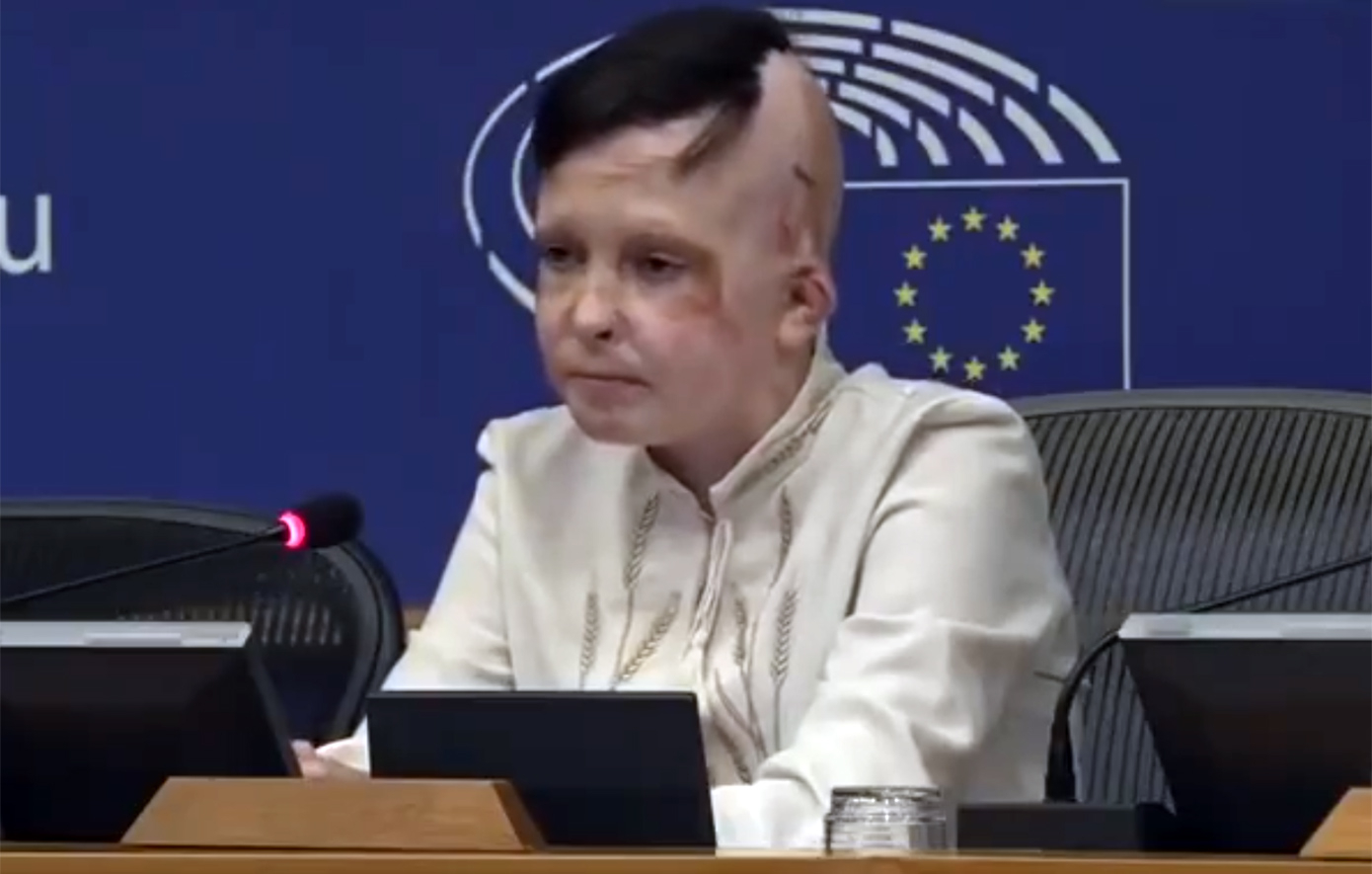 «Ήταν η τελευταία φορά που είδα τη μητέρα μου» &#8211; Συγκλόνισε στο Ευρωκοινοβούλιο ο 11χρονος Ρόμαν από την Ουκρανία