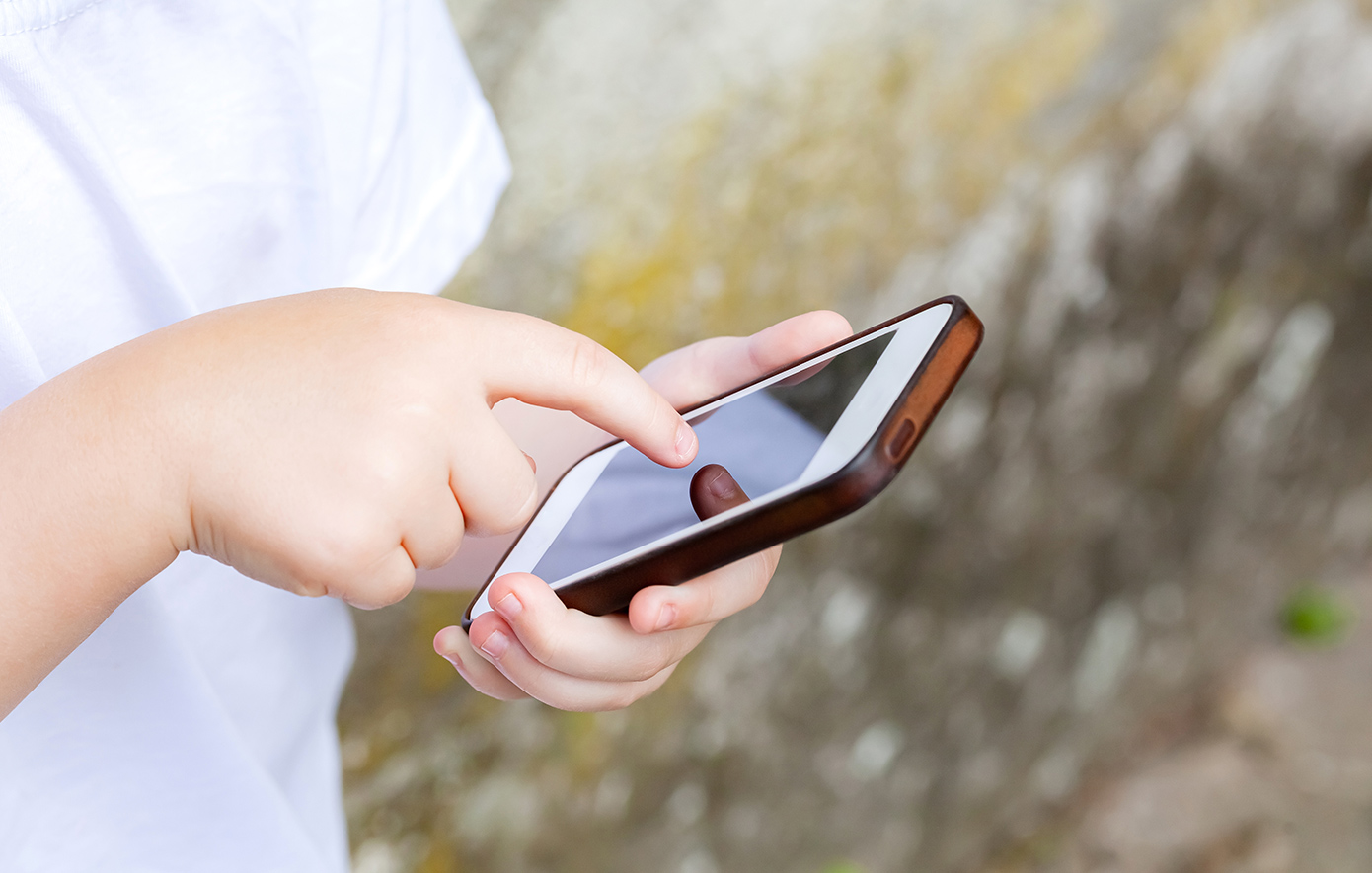 «Γλυκόπικρη νίκη» για τους γονείς η απαγόρευση μέσων κοινωνικής δικτύωσης στην Αυστραλία