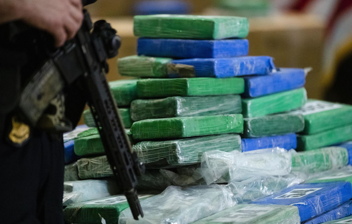 Νέα στοιχεία για την καταδίωξη «θρίλερ» στον Ατλαντικό &#8211; Ο Έλληνας «Εσκομπάρ» πίσω από το ναρκόπλοιο και η διαδρομή του