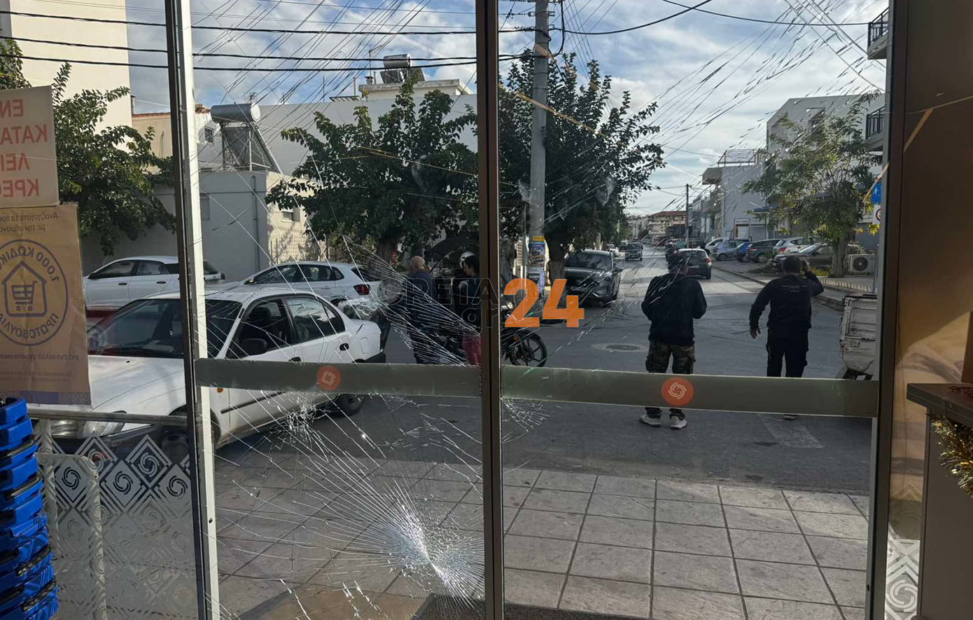 «Κυνήγησε πελάτη κρατώντας μαχαίρι» – Σοκάρουν οι μαρτυρίες για τον ημίγυμνο στο Ηράκλειο που προκάλεσε τρόμο «Κυνήγησε πελάτη κρατώντας μαχαίρι» – Σοκάρουν οι μαρτυρίες για τον ημίγυμνο στο Ηράκλειο που προκάλεσε τρόμο