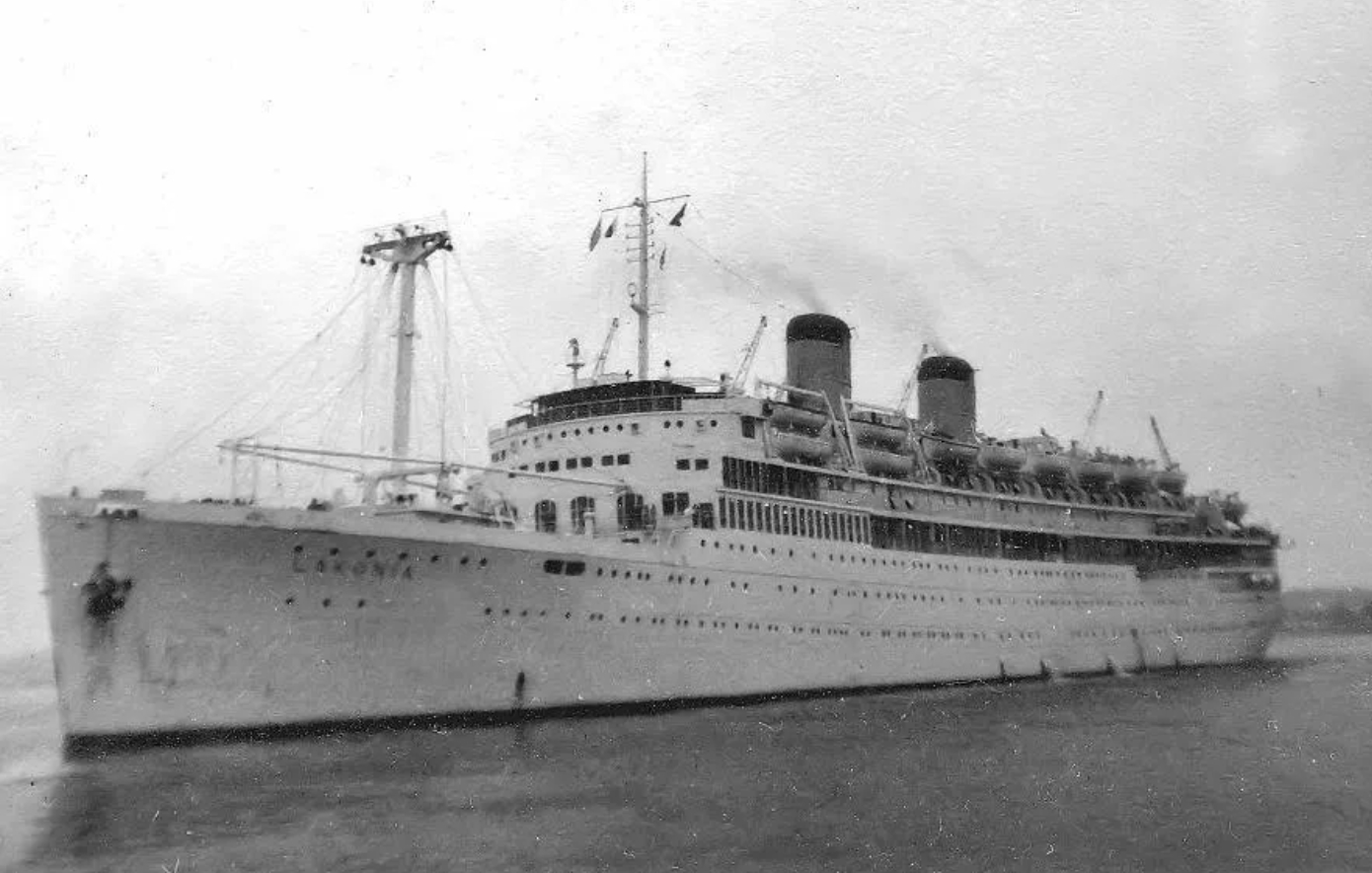 Σαν σήμερα 22 Δεκεμβρίου:  Το ναυάγιο του υπερωκεάνιου «Λακωνία» – Έπλεε φλεγόμενο για μία εβδομάδα