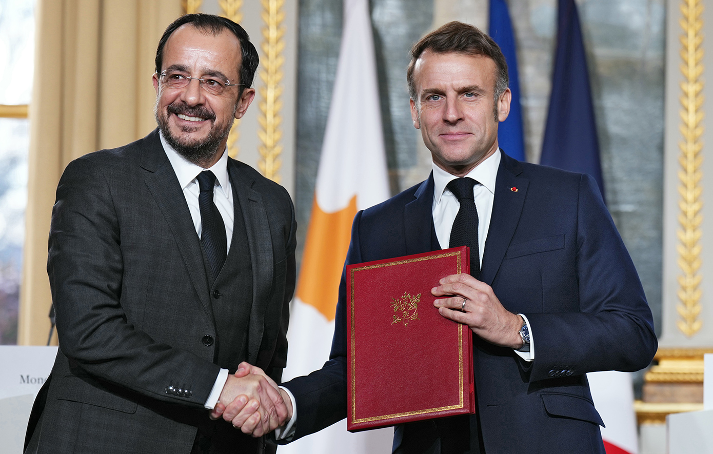 Κύπρος – Γαλλία: Υπέγραψαν συμφωνία στρατηγικής εταιρικής σχέσης με έμφαση στην Άμυνα