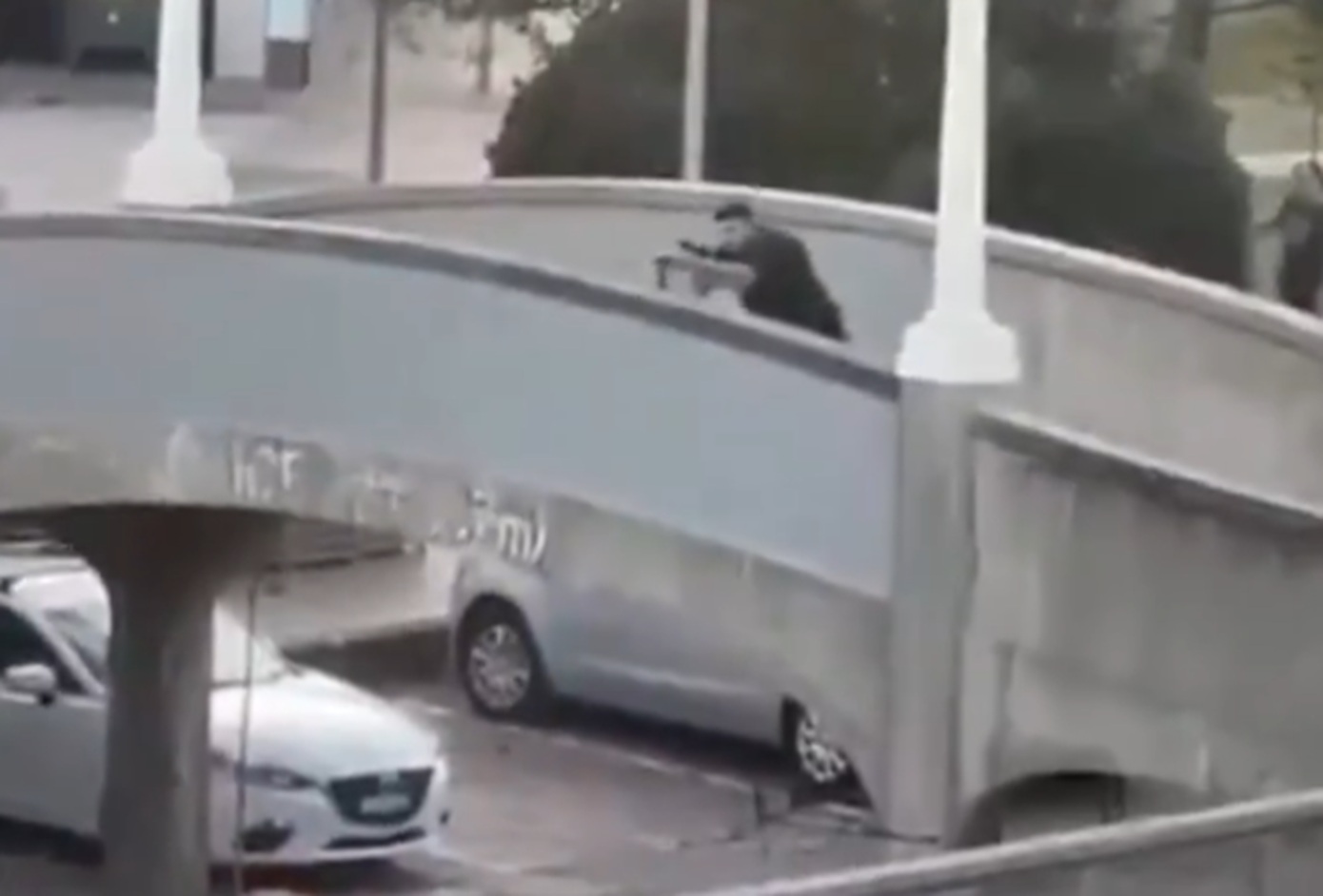 Παγκόσμιο σοκ από το λουτρό αίματος σε εβραϊκή εκδήλωση στην παραλία Bondi της Αυστραλίας &#8211; 12 νεκροί και δεκάδες τρατματίες