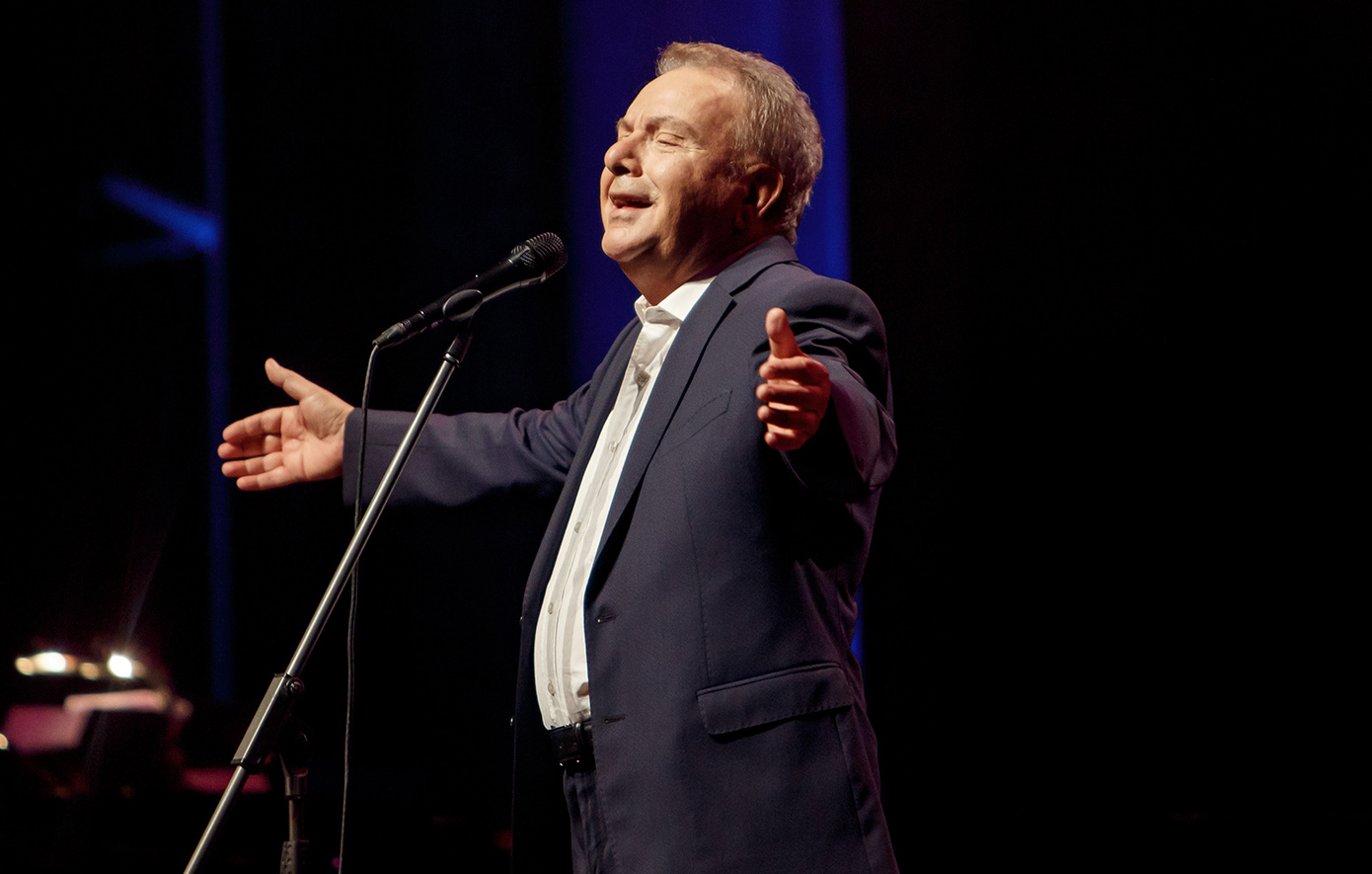 Μανώλης Μητσιάς: Αφιέρωμα στο Νίκο Γκάτσο στο Μέγαρο Μουσικής Αθηνών