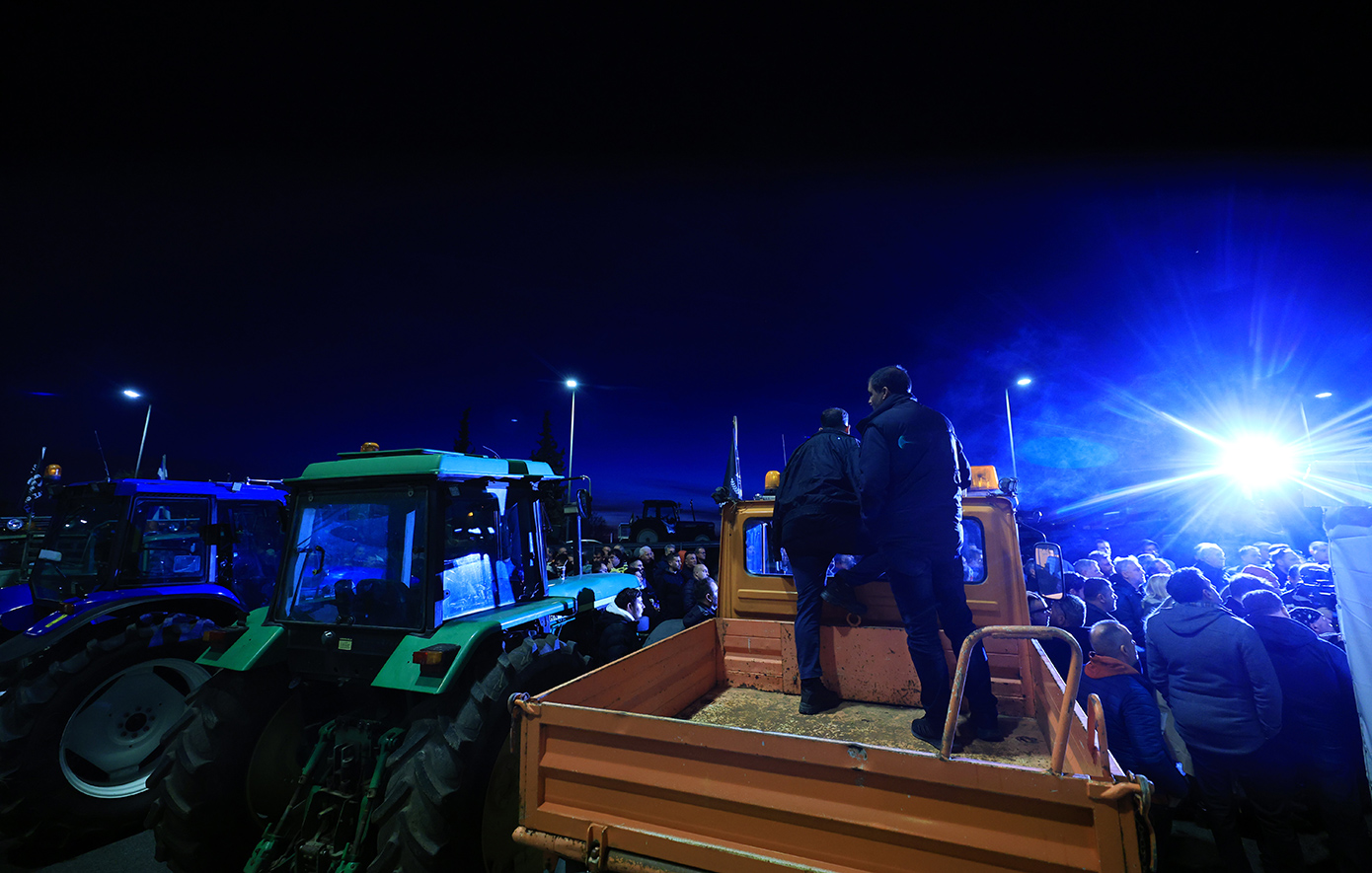 Συνεχίζονται οι αγροτικές κινητοποιήσεις