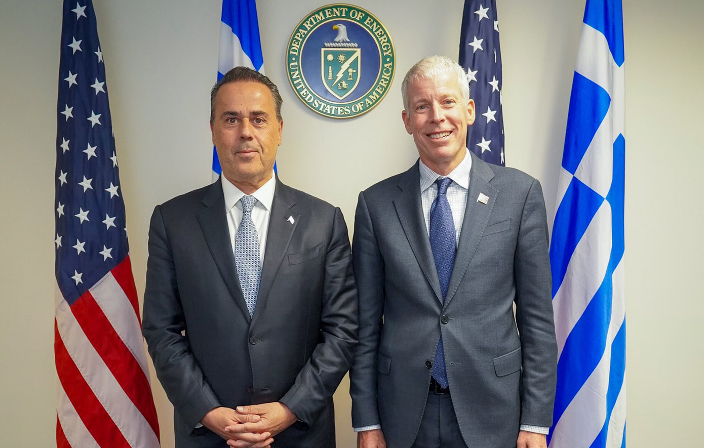 Τετ α τετ Παπασταύρου με τον υπ. Ενέργειας των ΗΠΑ: Στο επίκεντρο η δημιουργία ομάδας εργασίας για τα ζητήματα του Κάθετου Διαδρόμου
