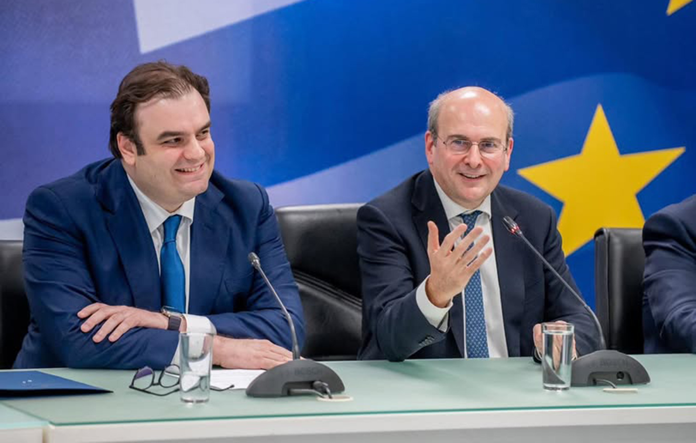 Συγχαρητήρια Χατζηδάκη στον Πιερρακάκη για την εκλογή στο Eurogroup: Μεγάλη επιτυχία για τον πρωθυπουργό και την Ελλάδα