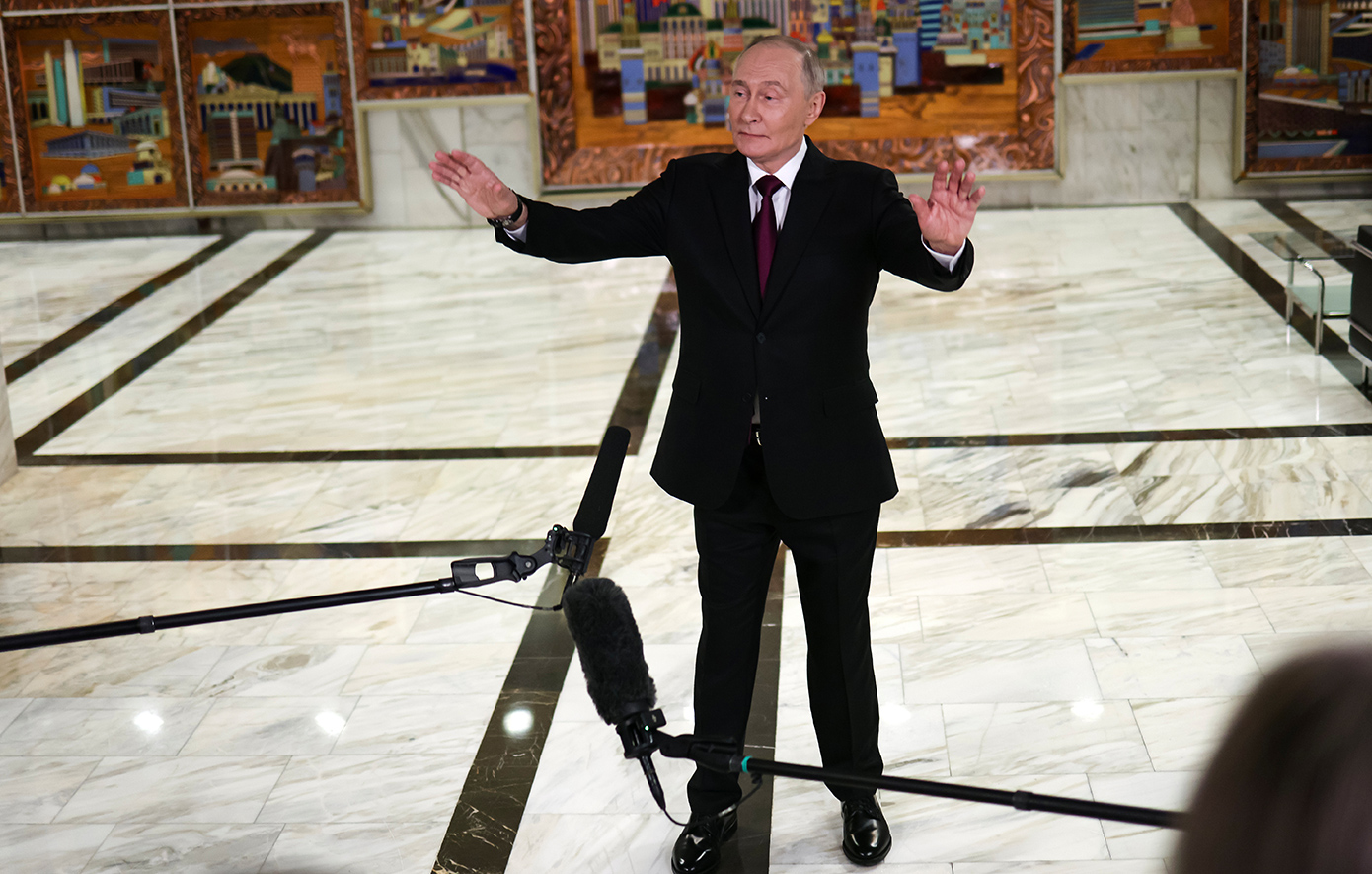 Πούτιν σε Ρώσους επιχειρηματίες: Μπορούμε να συζητήσουμε παραχωρήσεις εδαφών, αλλά το Ντονμπάς είναι αδιαπραγμάτευτο