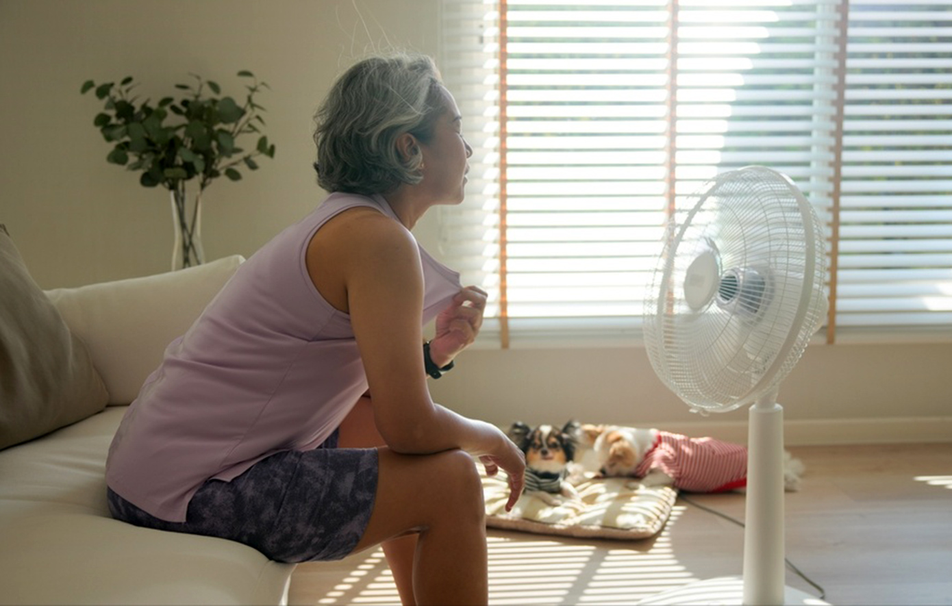 Εξάψεις: Νέες θεραπείες για γυναίκες με πρόωρη κλιμακτήριο μετά από αντικαρκινικές αγωγές