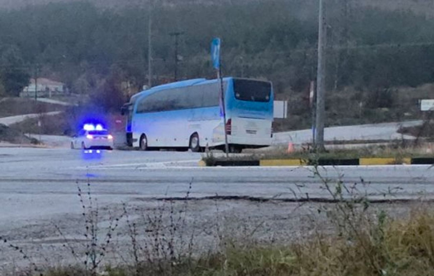 «Άρπαξα το τιμόνι, αντέδρασα ενστικτωδώς»: Ο επιβάτης που έσωσε 25 άτομα όταν ο οδηγός έπαθε ανακοπή περιγράφει τον πανικό στο λεωφορείο