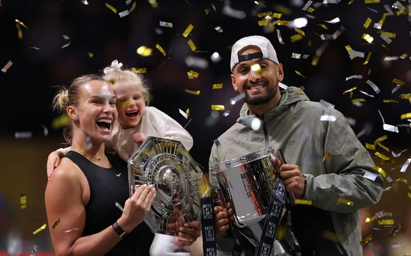 O Νικ Κύργιος νίκησε τη Αρίνα Σαμπαλένκα στο Battle of the Sexes