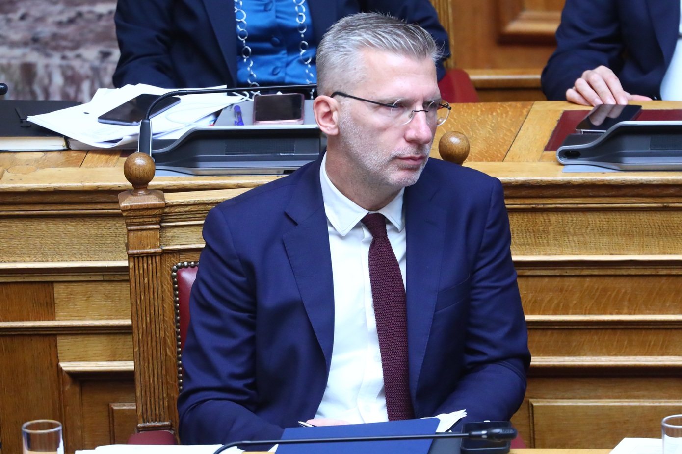 Ο Άκης Σκέρτσος θα καταθέσει μήνυση και αγωγή κατά της Ζωής Κωνσταντοπούλου