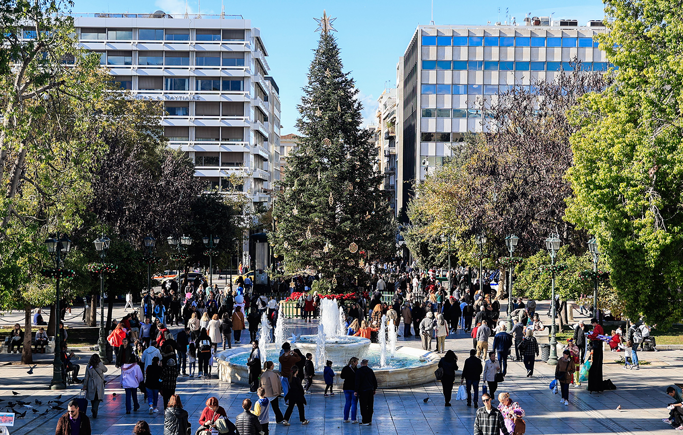 Οι προβλέψεις για τον καιρό των Χριστουγέννων: Ο «Ωμέγα εμποδιστής» και η πρώτη εικόνα ενόψει εορτών
