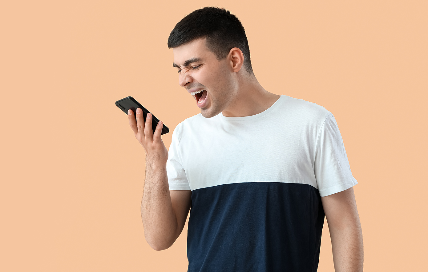 «Rage bait»: Η λέξη της χρονιάς για το λεξικό της Οξφόρδης – Η τακτική που εξοργίζει εσκεμμένα τους χρήστες στο διαδίκτυο