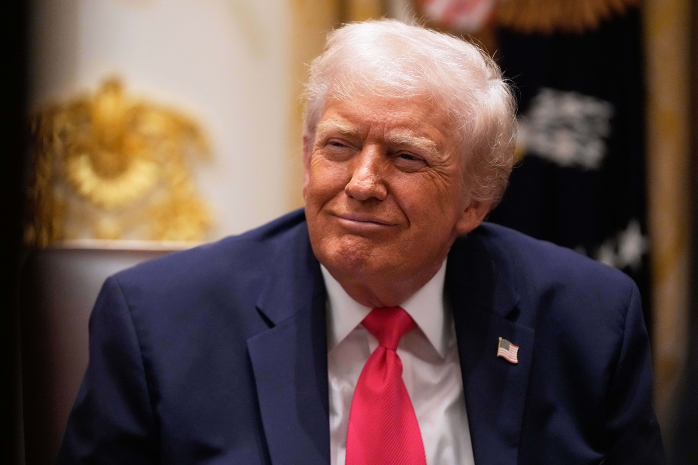 Ο Τραμπ πάγωσε τις αιτήσεις μετανάστευσης από 19 χώρες στις ΗΠΑ