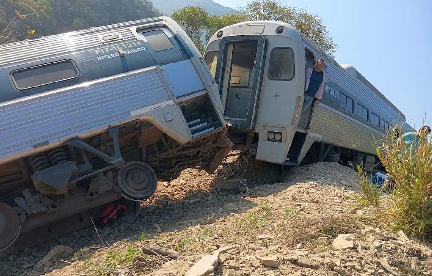 Μεξικό: Δεκαπέντε τραυματίες από τον εκτροχιασμό επιβατικής αμαξοστοιχίας στο νότιο Μεξικό