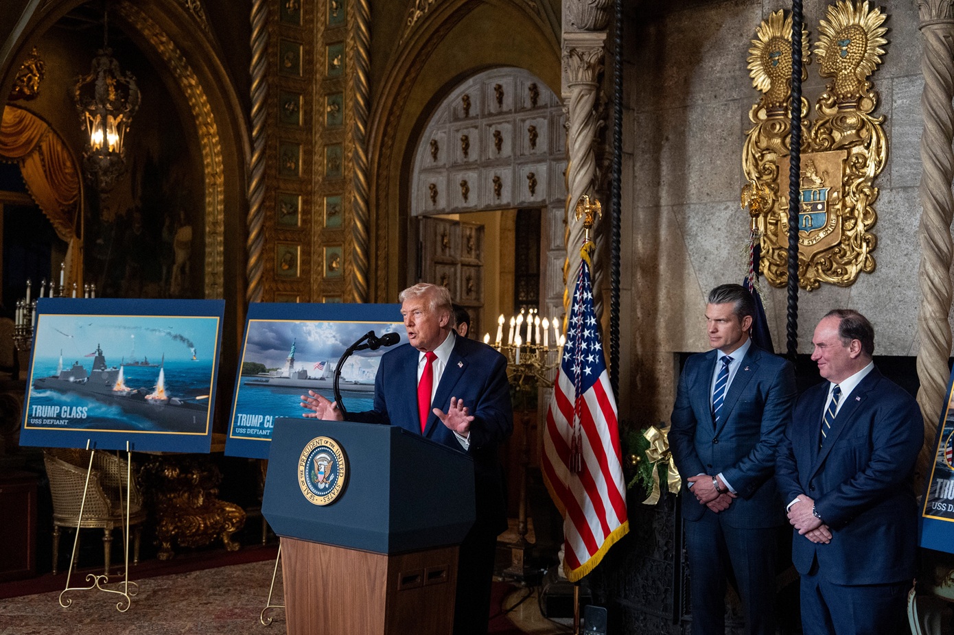 Η νέα εποχή του αμερικανικού Ναυτικού &#8211; Ο Τραμπ παρουσίασε τον «Χρυσό Στόλο»