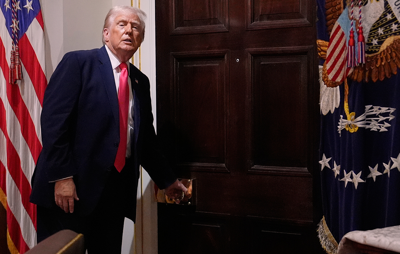 «Απλά αγνοήστε τον»: Σομαλοί αντιδρούν κατά του Τραμπ που χαρακτήρισε αυτούς και τη χώρα τους «σκουπίδια»