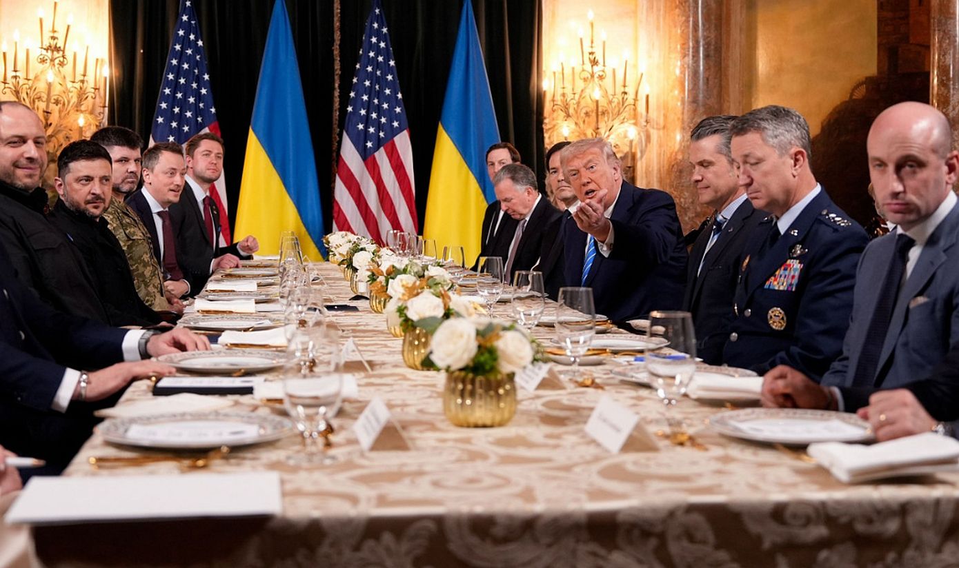 Τελείωσε η συνάντηση Τραμπ &#8211; Ζελένσκι: «Οι ειρηνευτικές συνομιλίες βρίσκονται στο τελικό στάδιο» Δείτε τη συνέντευξη τύπου