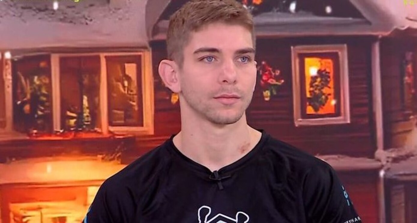 Ο αθλητής του kickboxing, Γιάννης Τσουκαλάς, μιλάει για την επίθεση που δέχθηκε: «Δεν περίμεναν ότι θα κερδίσω και έχασαν την ψυχραιμία τους»