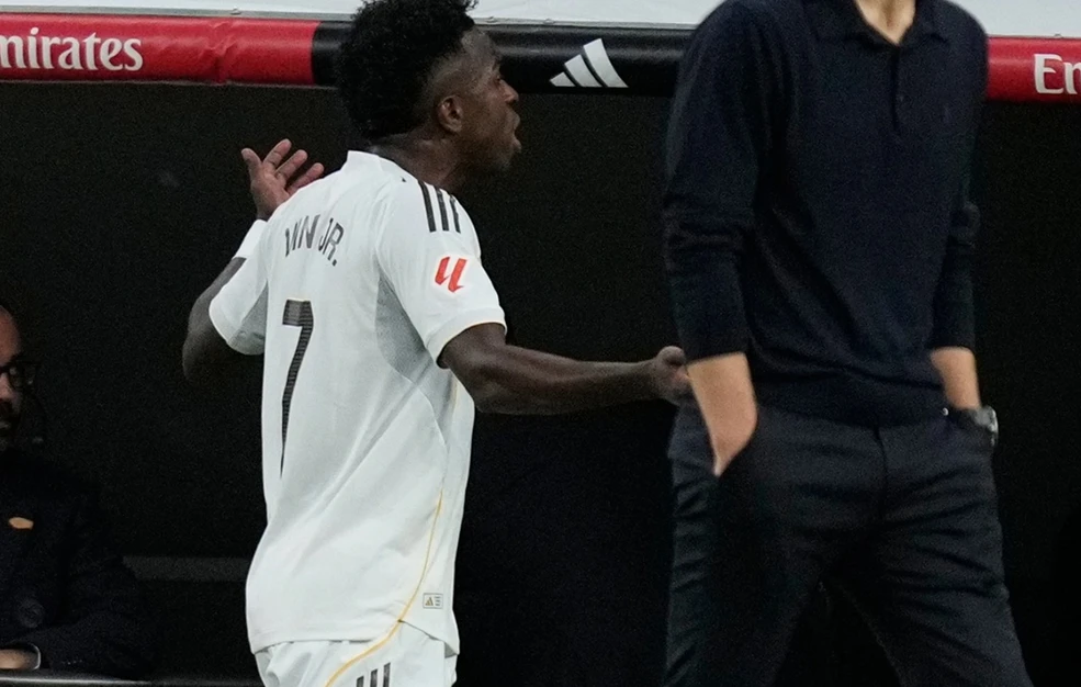 Ιερέας προτείνει… «κοινωνική κάθαρση» για τον Βινίσιους μετά την επίμαχη χειρονομία