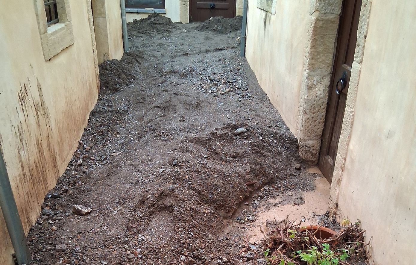 Σε «κόκκινο συναγερμό» λόγω της κακοκαιρίας «Byron» και η Κρήτη &#8211; Κατολισθήσεις και πλημμύρες