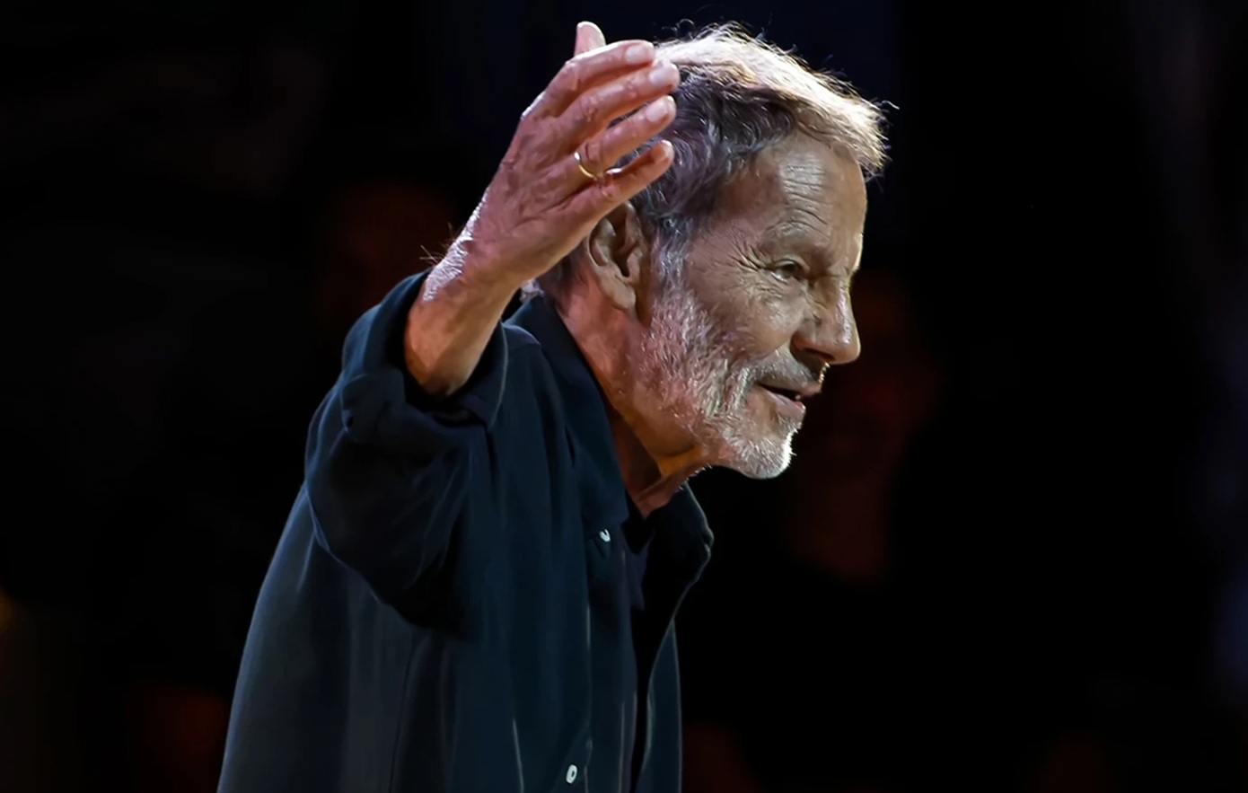 Ο Σταύρος Ξαρχάκος υπέρ του Γιώργου Χατζιδάκι: «Η βούληση του νόμιμου κληρονόμου δεν μπορεί να αγνοείται»