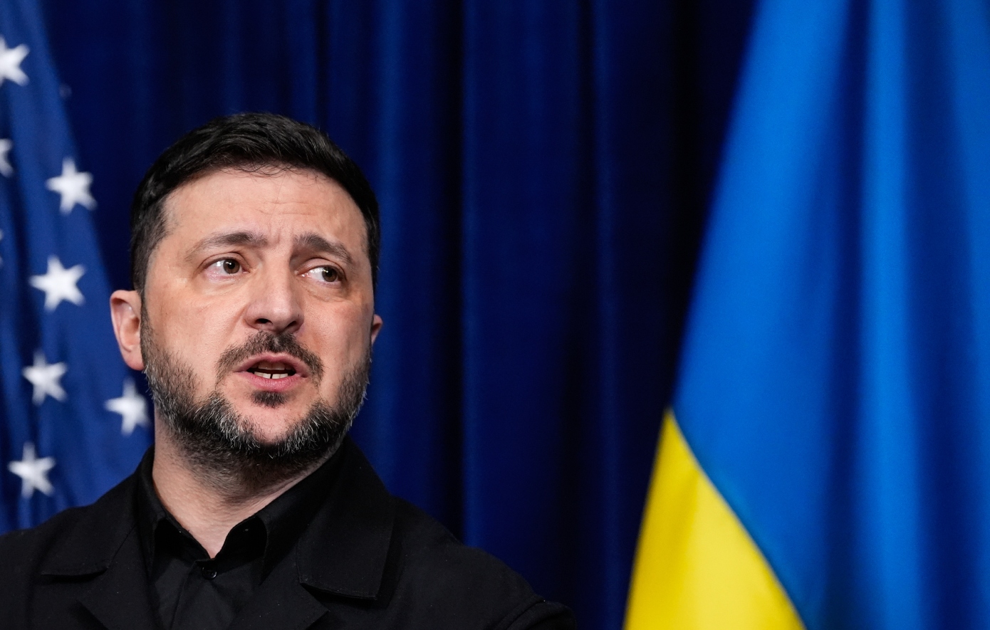 Οι εκφράσεις του Ζελένσκι στη συνάντηση με τον Τραμπ «τα είπαν όλα» &#8211; Πότε κόντεψε να χάσει την ψυχραιμία του