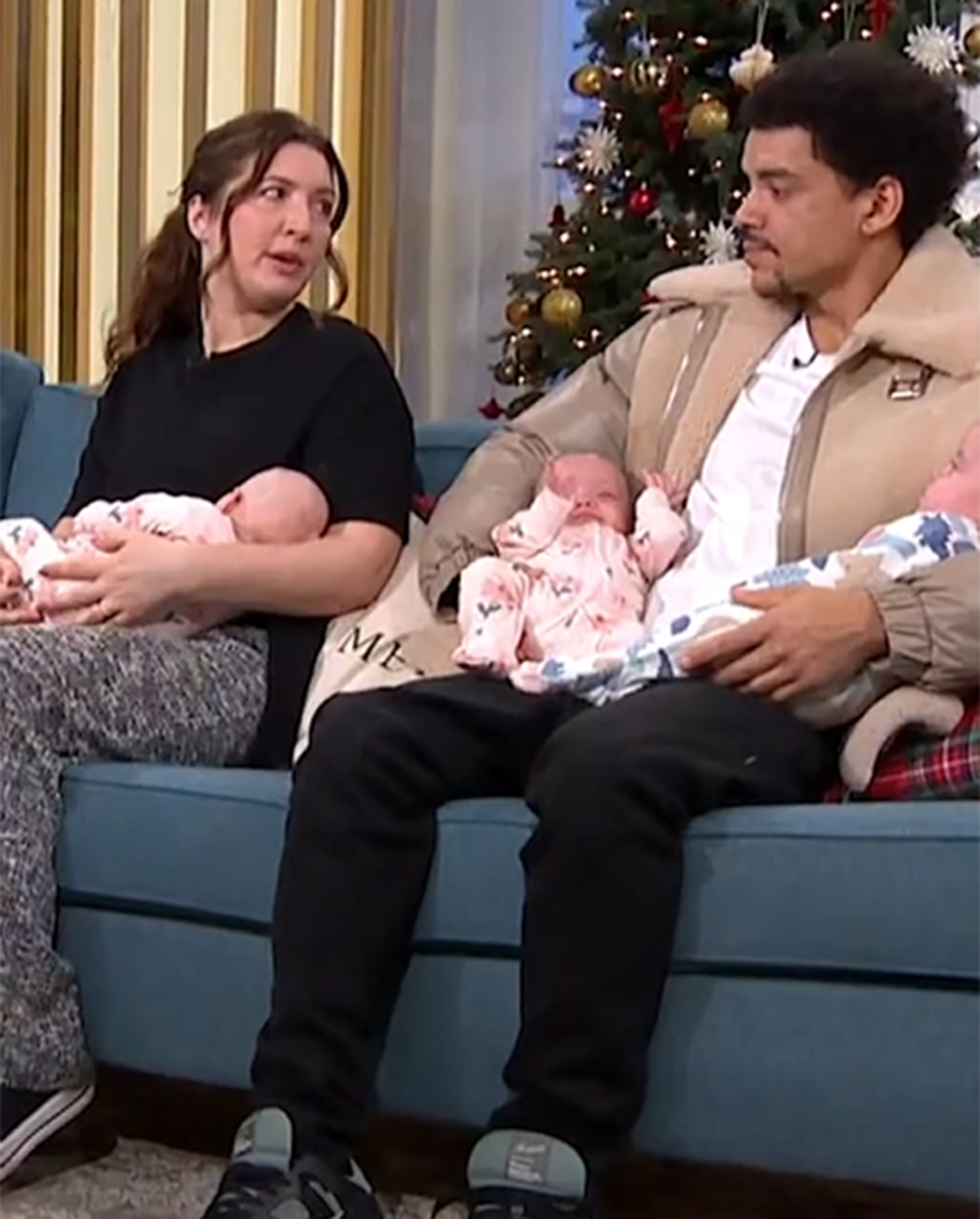 Τα «θαυματουργά» τετράδυμα που ήρθαν στον κόσμο, μετά από ένα εξαιρετικά σπάνιο φαινόμενο &#8211; Το μικρότερο παιδί γεννήθηκε 490 γραμμάρια