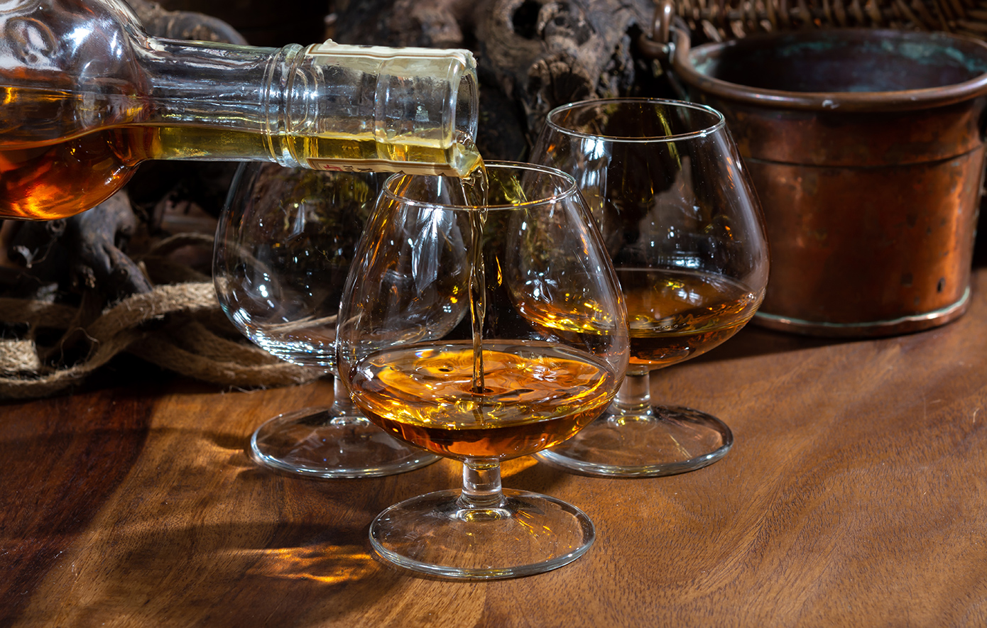 Αποφασίστηκε η μείωση της παραγωγής κονιάκ στη Γαλλία &#8211; Παραγωγοί θα πληρώσουν για να ξεριζώσουν τα αμπέλια τους