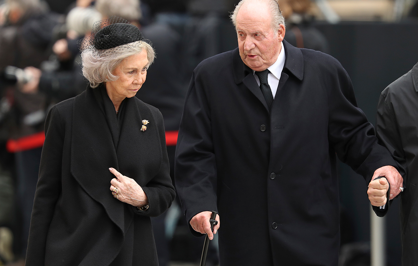 Χουάν Κάρλος: Η ηχηρή απουσία από την κηδεία της Ειρήνης αυξάνει το «θρίλερ» για  την υγεία του