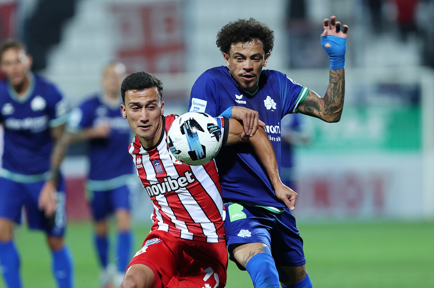 Super League: Με την πλάτη στον τοίχο ο Πανσερραϊκός, για το «διπλό» η Κηφισιά