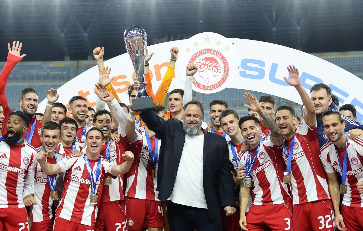 Έγραψε ιστορία ο Βαγγέλης Μαρινάκης: Ο πρόεδρος με τους περισσότερους τίτλους στο ελληνικό ποδόσφαιρο