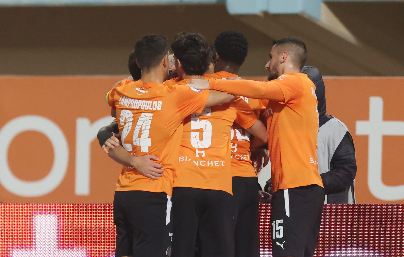 ΟΦΗ &#8211; Αστέρας Τρίπολης 2-0: Ραντεβού με την ΑΕΚ στους «8»