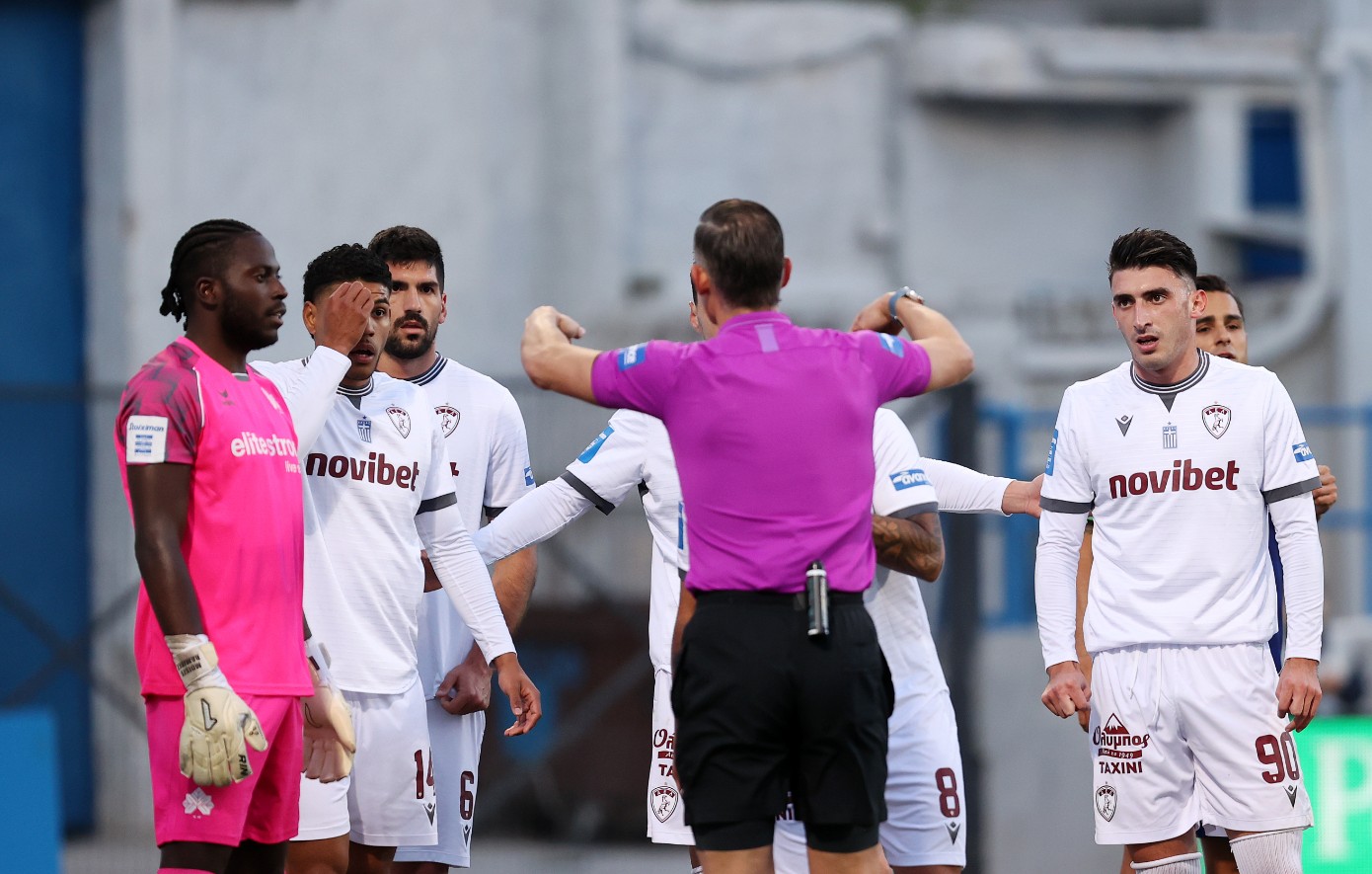 Επιστολή της ΑΕΛ σε ΕΠΟ και ΚΕΔ: Σφαγιαστική η διαιτησία του Σιδηρόπουλου