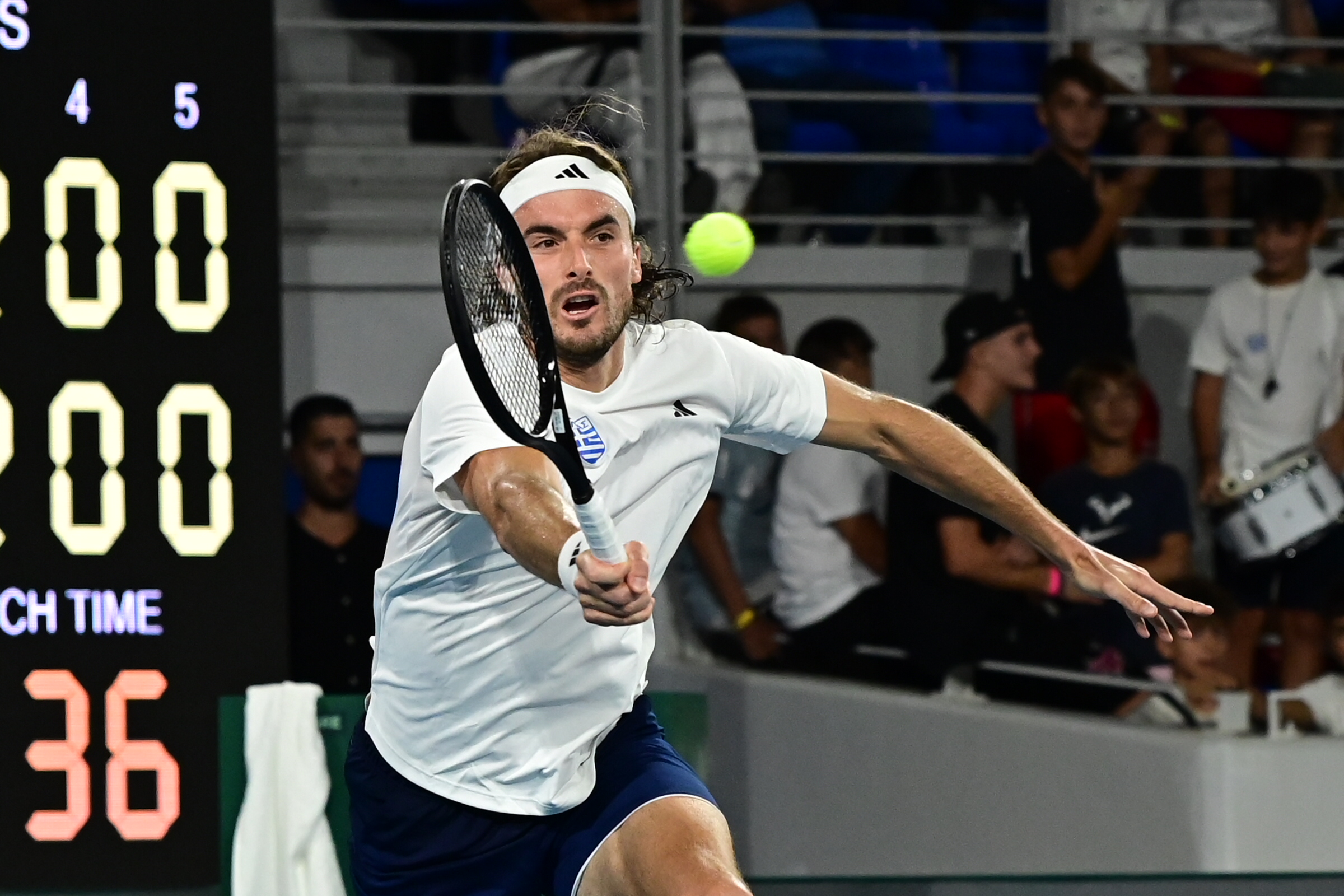 Στέφανος Τσιτσιπάς: Εύκολα στην πρεμιέρα του Australian Open