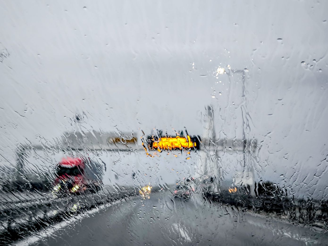 Έκτακτες κυκλοφοριακές ρυθμίσεις στη γέφυρα Ρίου-Αντιρρίου λόγω των ισχυρών ανέμων – Κλειστό το πορθμείο