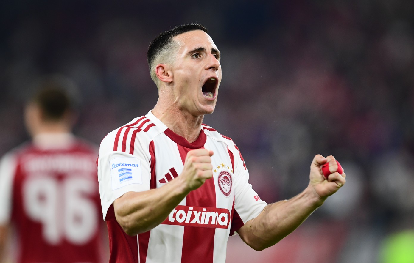 Ποντένσε για το ΑΕΚ &#8211; Ολυμπιακός: Μου αρέσει που θα γυρίσω στο γήπεδο που πήραμε το Conference League