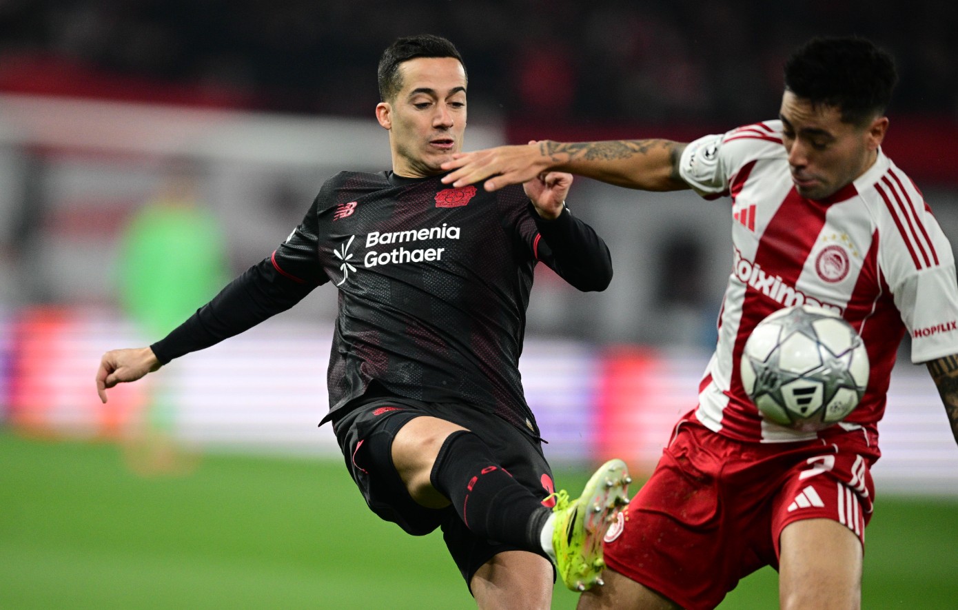 Ολυμπιακός &#8211; Λεβερκούζεν: 1-0 στο 2&#8242; ο Κοστίνια