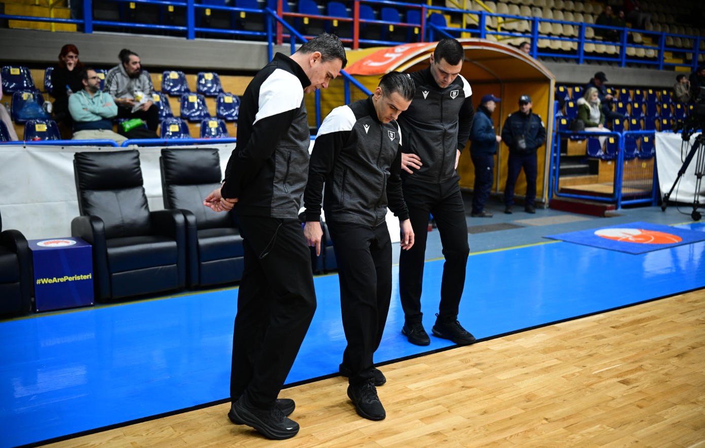 Περιστέρι &#8211; Σαραγόσα: Αναβλήθηκε το παιχνίδι του Europe Cup επειδή έσταζε η οροφή του γηπέδου