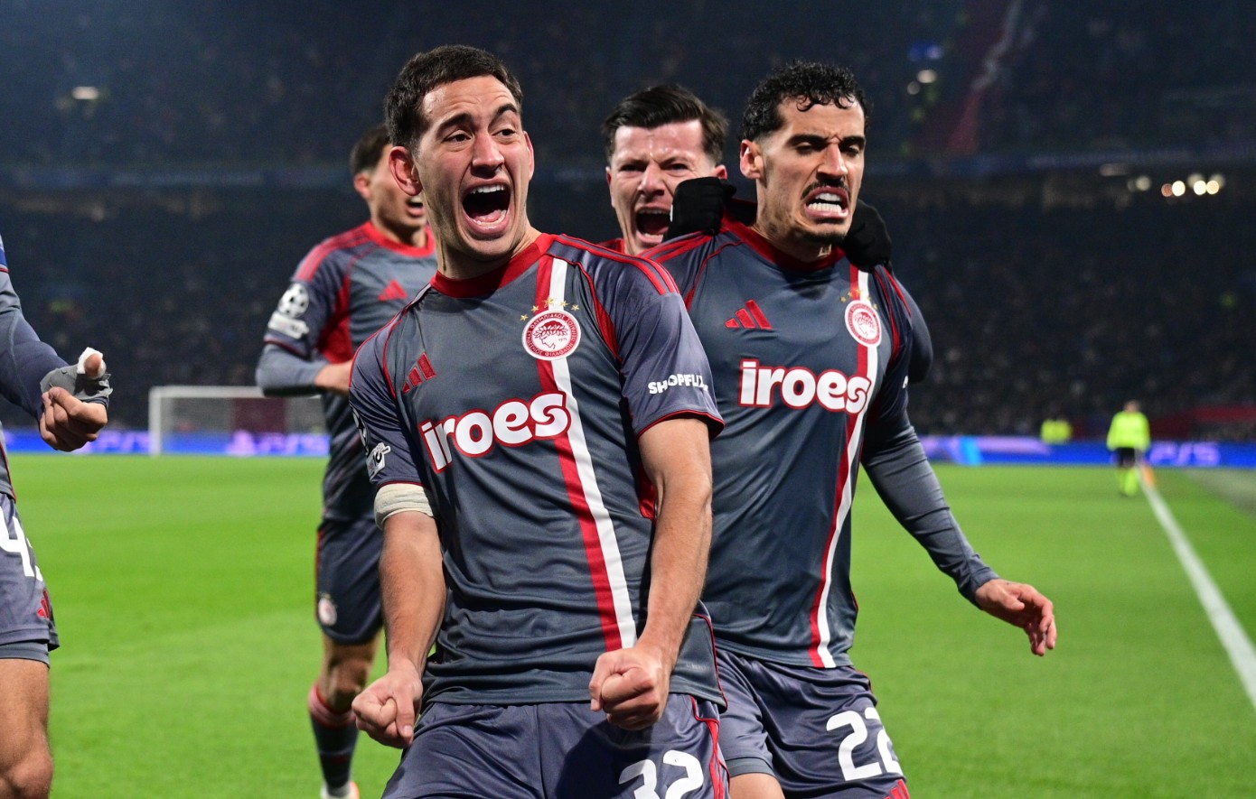 Άγιαξ &#8211; Ολυμπιακός 1-2: Θρυλική πρόκριση και φουλ για τους «16»