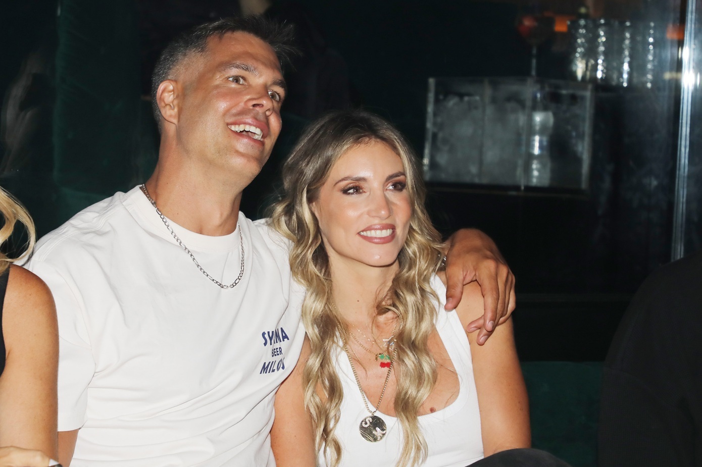 Σε ρομαντικό mood Οικονομάκου – Τσερέλα: Το τρυφερό βίντεο με φόντο τον Πύργο του Άιφελ