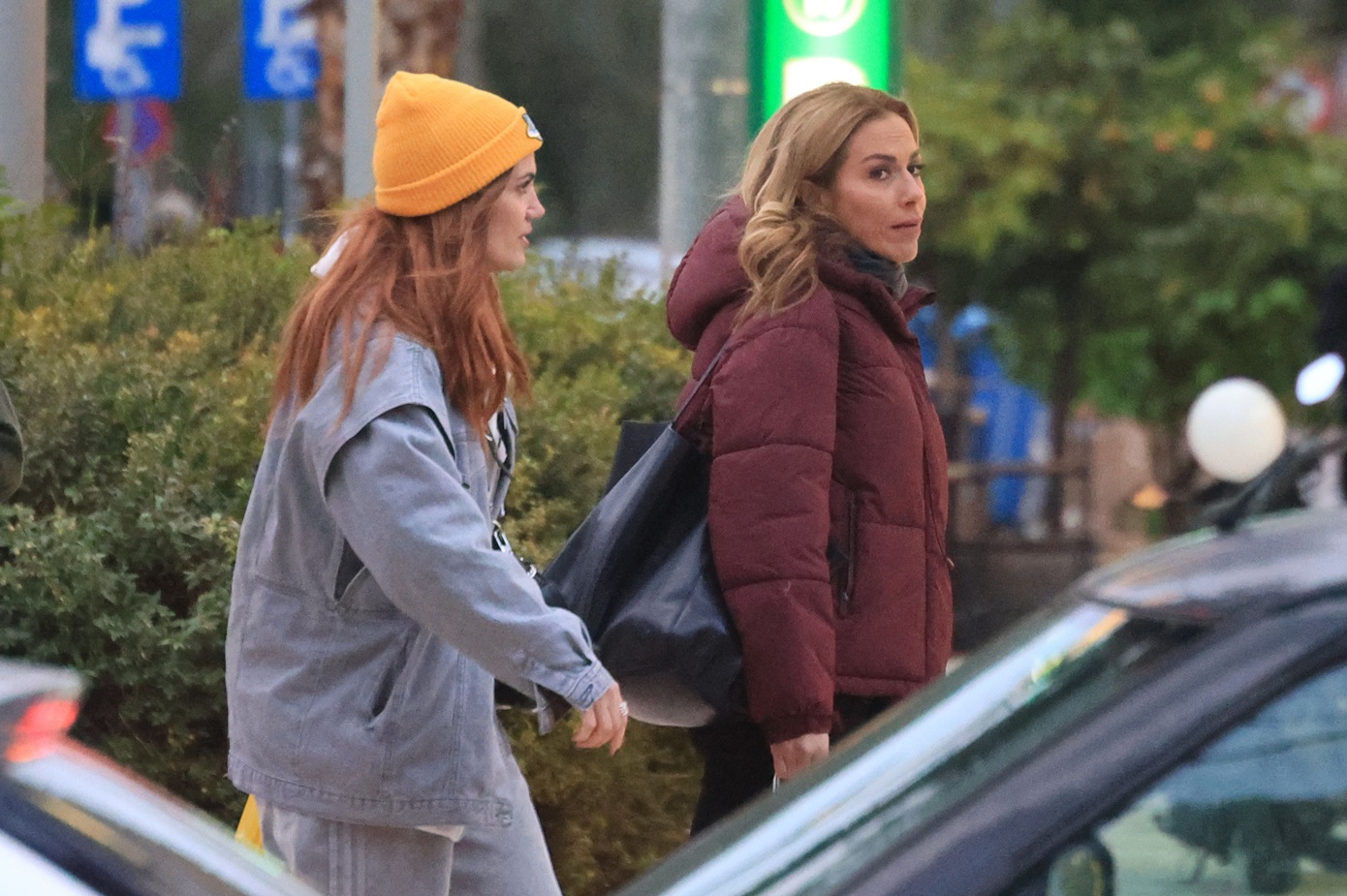 Συνατσάκη – Παπαδημητρίου: Χαλαρή βόλτα για ψώνια στη Γλυφάδα, εκτός πλατό και υποχρεώσεων