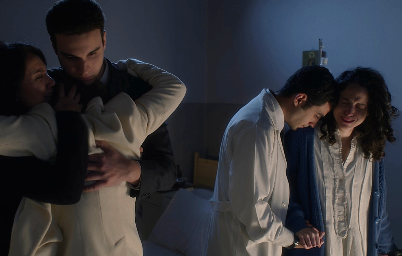 Άγιος έρωτας - Δύο νέοι χαρακτήρες γεμάτοι μυστικά εισβάλλουν στη σειρά