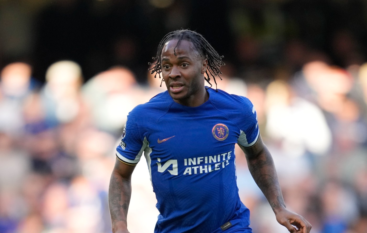 Στο «ραντάρ» της Νάπολι ο Στέρλινγκ – Σενάριο δανεισμού από την Τσέλσι