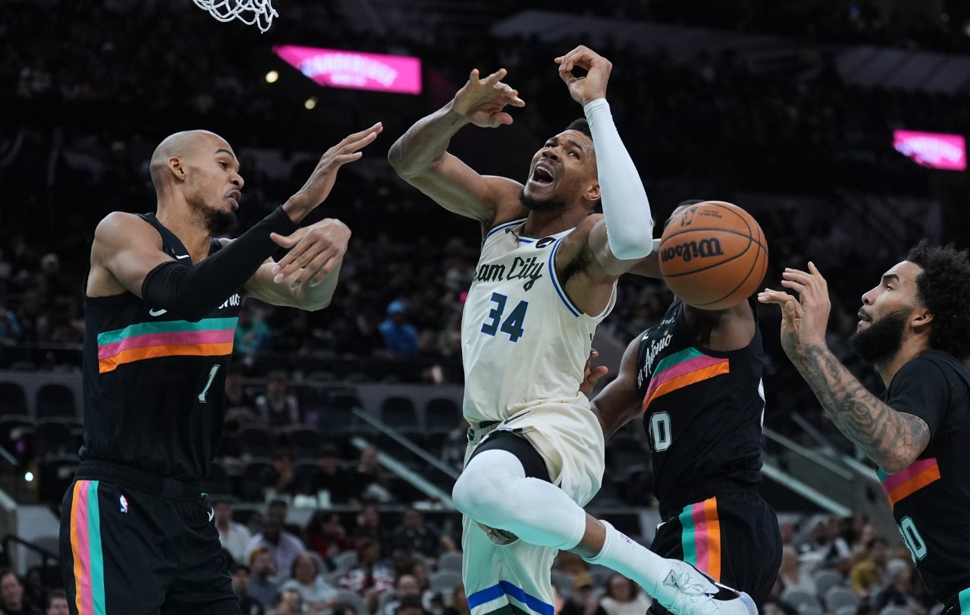 Νέα ήττα για τους Μπακς του Αντετοκούνμπο