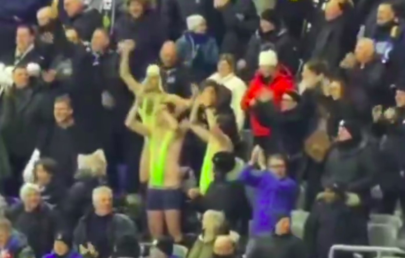 Κλαμπ Μπριζ: Σε φυλακή του Καζακστάν τρεις οπαδοί που φόρεσαν το μαγιό του Μπόρατ