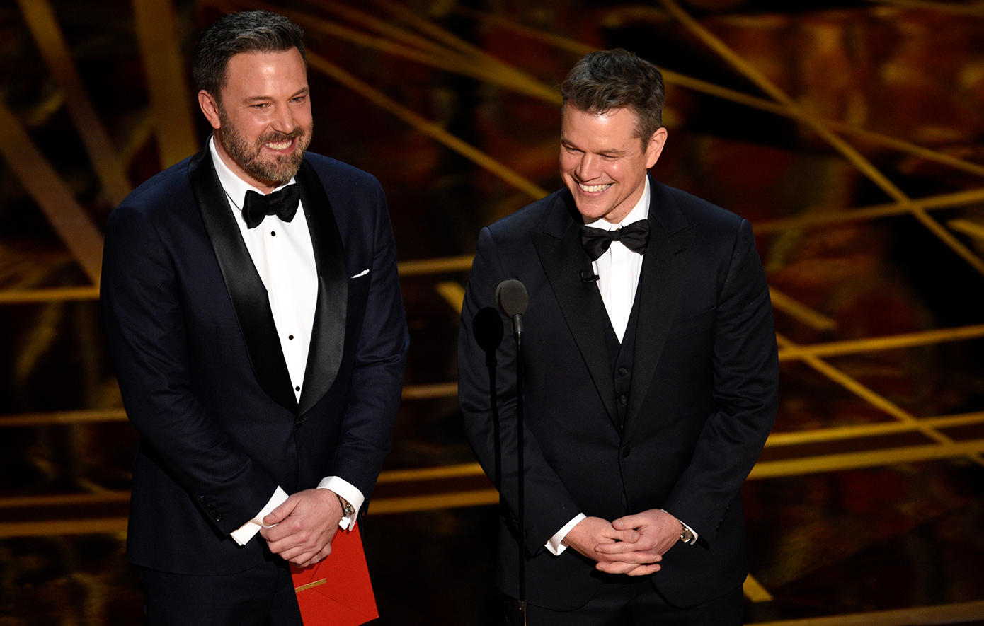 Πώς ο Ματ Ντέιμον βοήθησε τον Μπεν Άφλεκ να ξεπεράσει τα δύσκολα διαζύγια και τον εθισμό του στο αλκοόλ