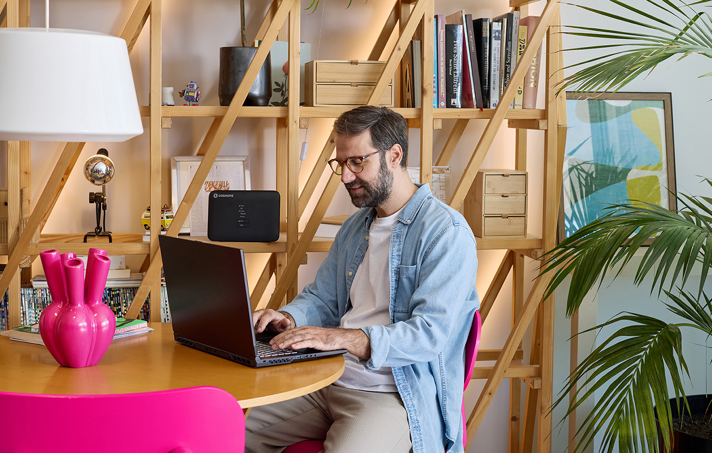 COSMOTE TELEKOM: Ολοκληρωμένη εμπειρία internet στο μεγαλύτερο δίκτυο οπτικών ινών της χώρας